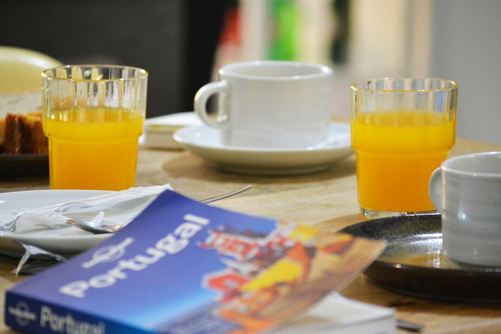 Moon Hill By Joivy Hostel Sintra Bagian luar foto