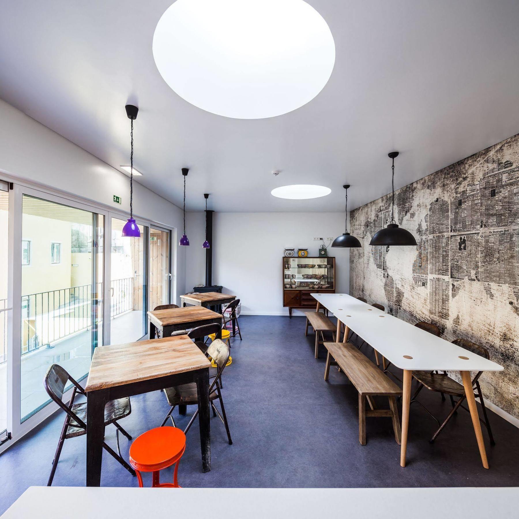 Moon Hill By Joivy Hostel Sintra Bagian luar foto